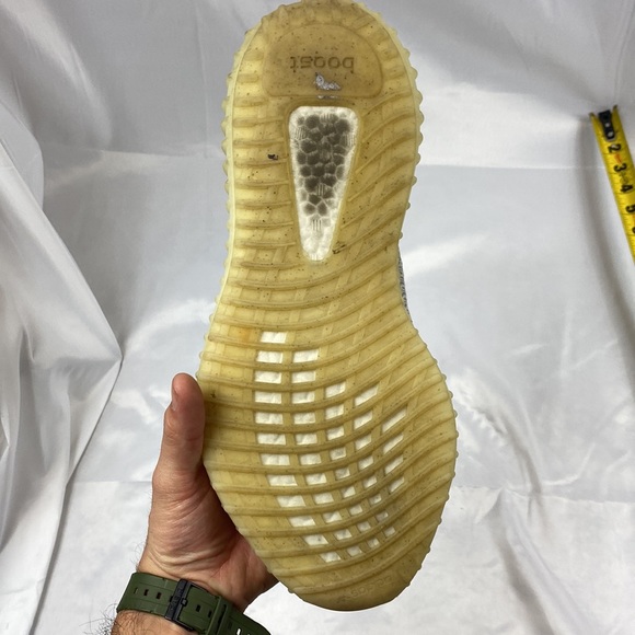 adidas yeezy boost 350 v2 Static NON REFLECTIVE - Picture 10 of 16